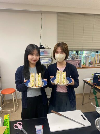 神戸女学院大学×神戸市の老舗サンドイッチ専門店「マジックパン」― 食と健康を学ぶ女子大生がプロデュース、心とカラダが喜ぶ新作サンドイッチ3種を発売