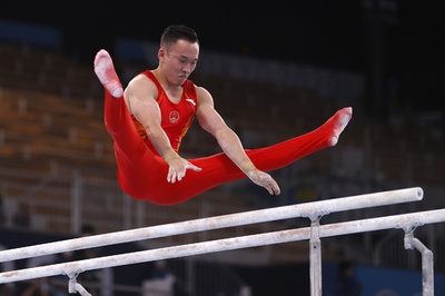 体操「金」橋本選手への中国からの批判に、中国選手が「攻撃やめて」 日本の水鳥監督は「感謝」の2ショット