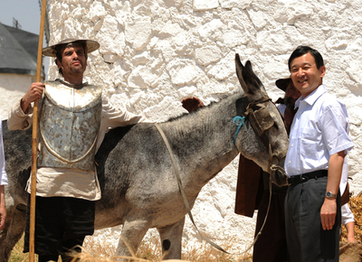 皇太子さま、スペインで「ドンキホーテ」の舞台を訪問