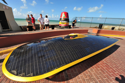 ソーラーカー、米国本土最南端をドライブ