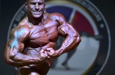 「見よ、鍛え抜かれた筋肉美」コロンビアでボディービル大会