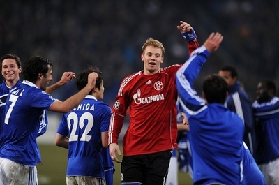 シャルケ、バレンシア退け8強入り 欧州CL