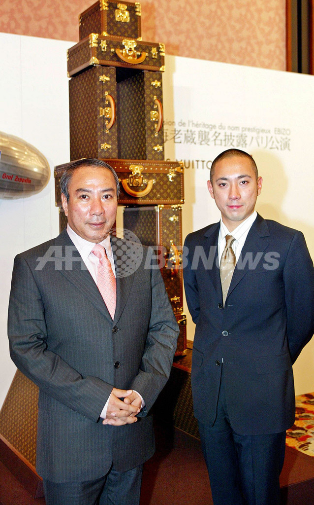 市川海老蔵さんが会見 無期限謹慎を発表 写真1枚 国際ニュース Afpbb News