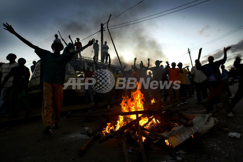 ケニア大統領選、現職キバキ氏が再選