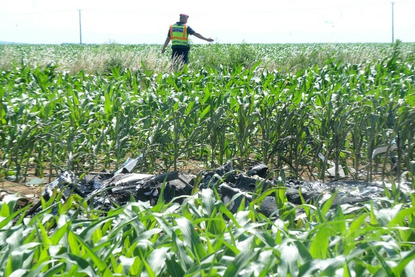 試験飛行中の「電気飛行機」が墜落、操縦士2人死亡 ハンガリー