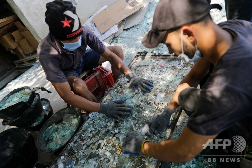 レバノン爆発 ガラス破片を再利用 彫像制作も 写真22枚 国際ニュース Afpbb News