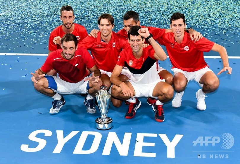 セルビアがATPカップ初代王者に、単でジョコビッチがナダル下す