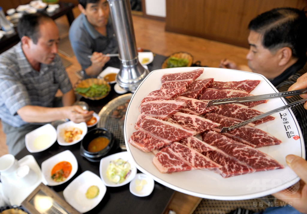 「お食事はこちら持ちで」は禁止、反汚職法28日に施行 韓国 「お食事はこちら持ちで」は禁止、反汚職法28日に施行 韓国