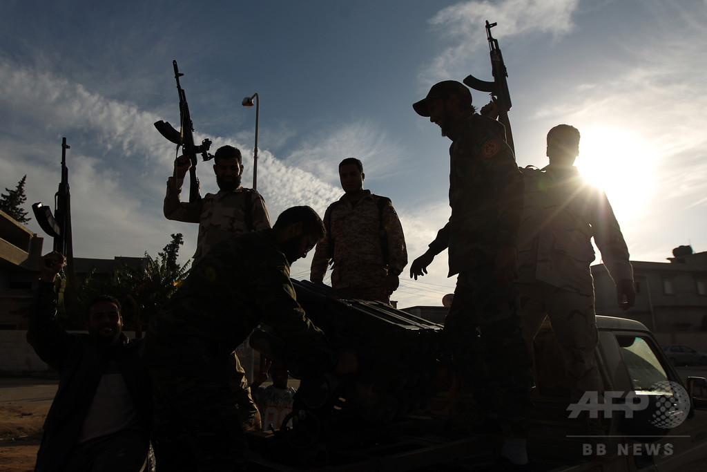 ISが勢力拡大のリビア、軍事介入求める声高まる 写真1枚 国際ニュース：AFPBB News