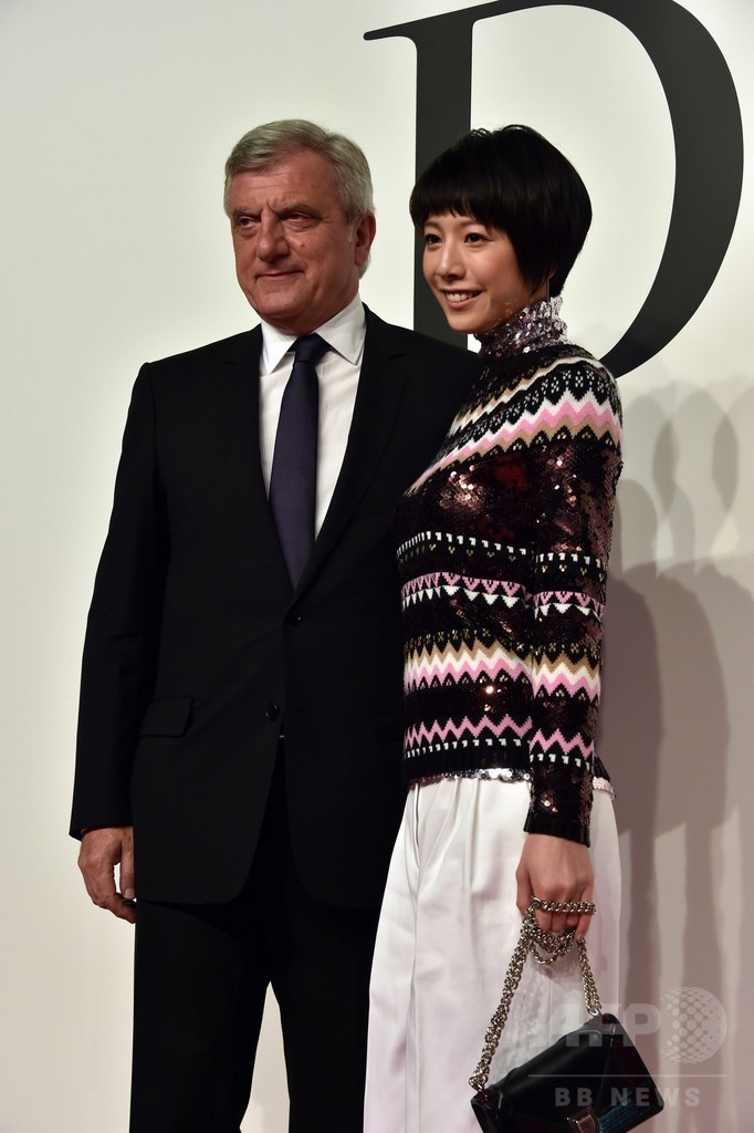 リアーナや夏帆ら出席、都内で「ディオール」ショー