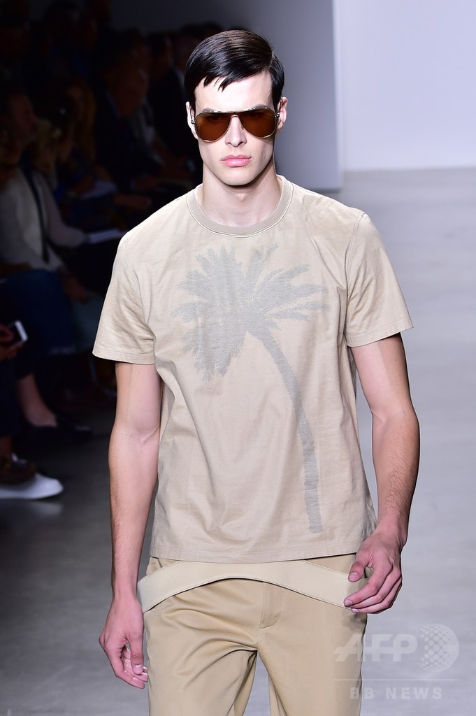 「カルバン・クライン」16年春夏メンズ