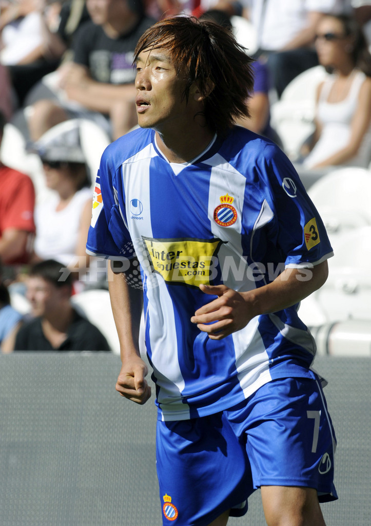 未使用! レア Espanyol 中村俊輔 7 Mサイズ バルセロナ 中村俊輔がスペインデビュー エスパニョールは黒星スタート 写真