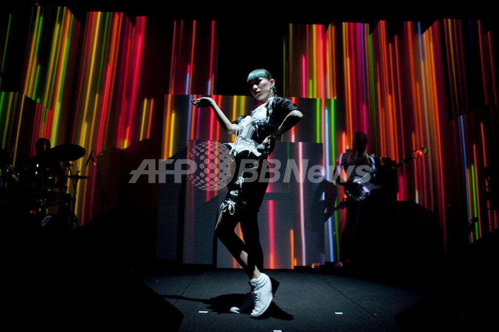 ＜Party＞リーボック×バーバル、「リズム・アンド・ライト」キャンペーン記念パーティ