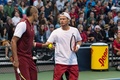 テニス、ロジャーズ・カップ、男子ダブルス1回戦に臨むレイトン・ヒューイット/ニック・キリオス組（2015年8月11日撮影）。(c)AFP/Getty Images/Minas Panagiotakis