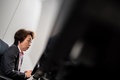 AFPのインタビューに応じる東京オリンピック・パラリンピック競技大会組織委員会の橋本聖子会長（2021年4月30日撮影）。(c)Philip FONG / AFP