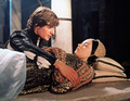 1968年の映画『ロミオとジュリエット』で主役を演じた俳優のオリビア・ハッセーさん（右）とレナード・ホワイティングさん（1968年撮影）。(c)BHE Films / Verona Produzione / / Collection Christophel / Collection ChristopheL via AFP