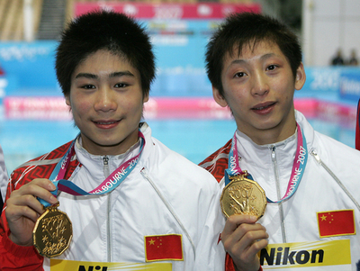 ＜第12回世界水泳選手権＞男子飛び込み、Huo／Lin組 シンクロ10メートル板飛び込みを制し金メダルを獲得 - オーストラリア