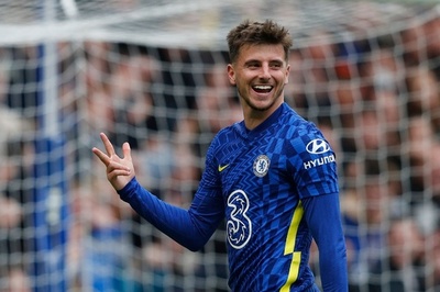 チェルシーがノリッジから7点奪い首位維持、シティも4発快勝