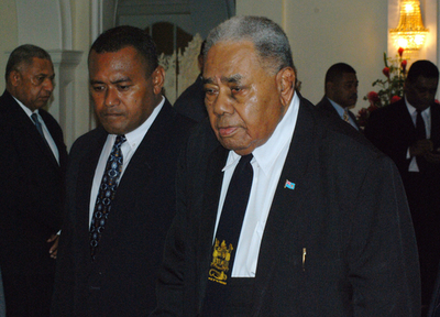 豪ラッド首相、フィジー暫定政権続投は｢事実上の軍事独裁｣