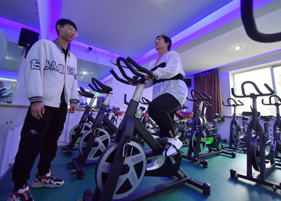 中国で話題の「暴汗服」ダイエット効果あり？ ネット上では冷静な意見目立つ