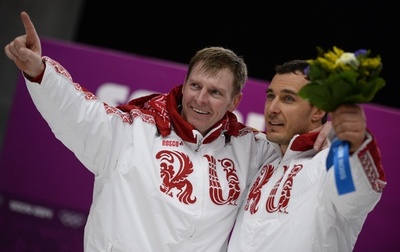 ズブコフ/ヴォエヴォダ組が男子2人乗りで金メダル、ソチ五輪