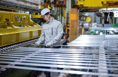 【LIXIL佐賀工場】物流効率化と施工現場への配慮を両立する「荷姿刷新」プロジェクト ー「リクシルをつくる人」Vol.11ー