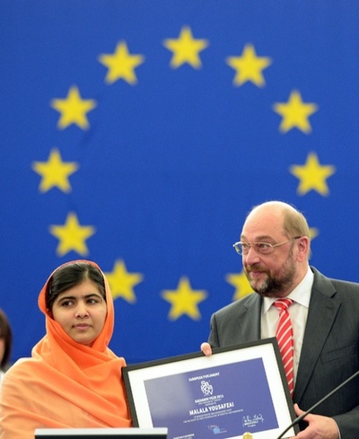 サハロフ賞受賞のマララさん、 EU議会で受賞演説