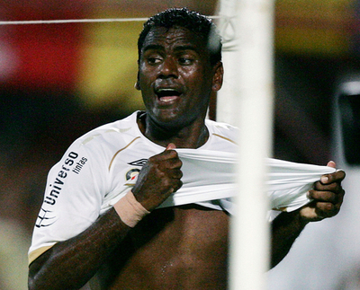 サントス デポルティボ・ククタに下し準々決勝へ