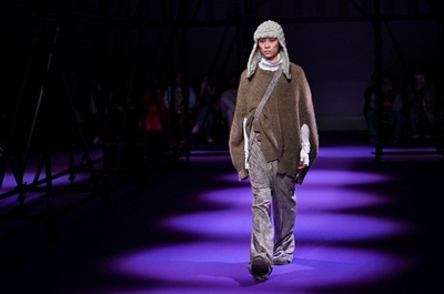 Rakuten Fashion Week Tokyo 2023AW, HEōS