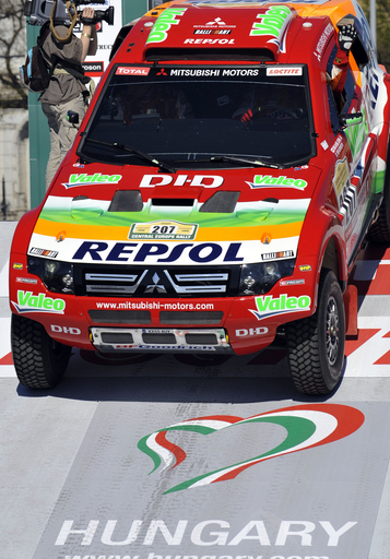 増岡 中欧ラリー第1ステージは10位