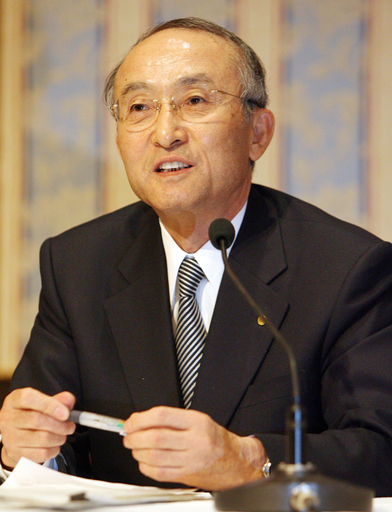 トヨタ、2007年生産実績で世界首位の見通し