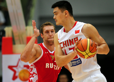 五輪で中国を栄光に導く役割を期待される姚明