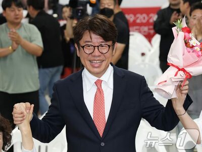 韓国国会議員再・補選、保守陣営が躍進…民主13議席から9議席に