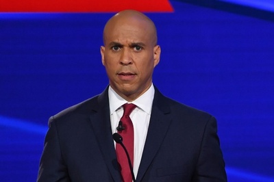 米大統領選、民主党ブッカー議員が撤退 資金不足で  副大統領候補の可能性も？