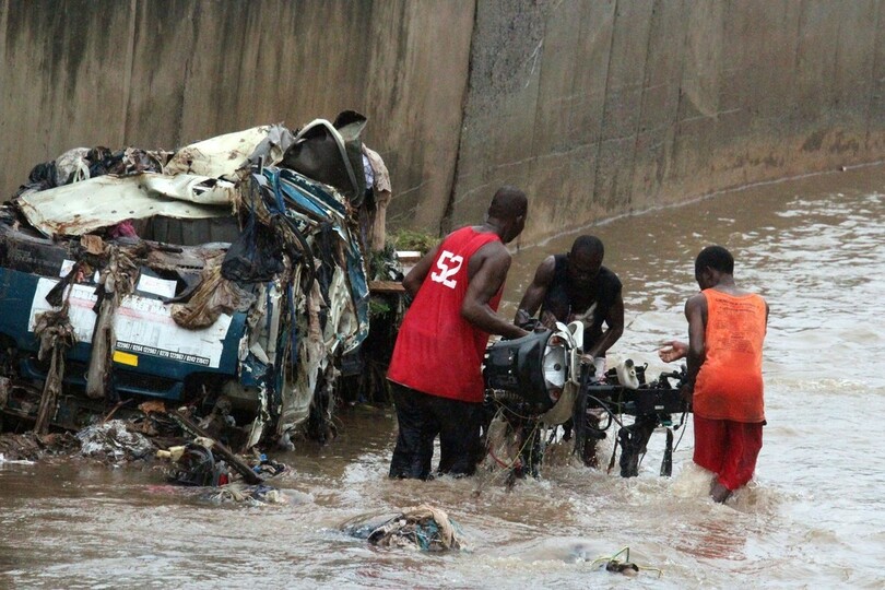 ガーナのガソリンスタンドで火災、90人以上死亡