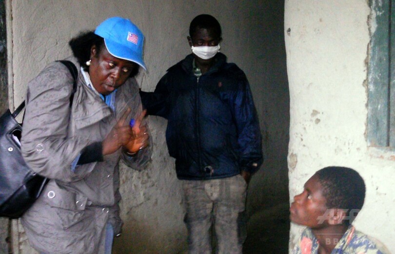 見捨てられた一家の死、恐怖が生む差別 エボラの悲劇 リベリア