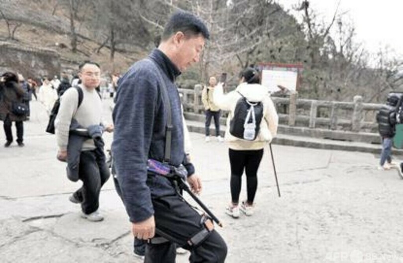 登山アシストロボットが世界文化遺産の中国・泰山に登場