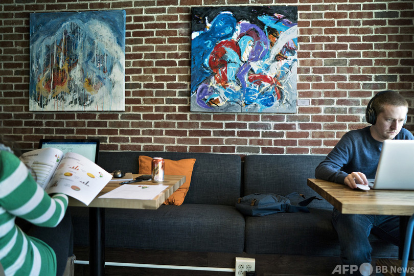 「デジタルノマド」 ポストコロナの成長セクターとなるか