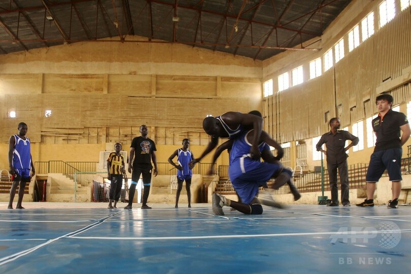 目指すは東京五輪、スーダンでレスリング指導する日本人コーチ