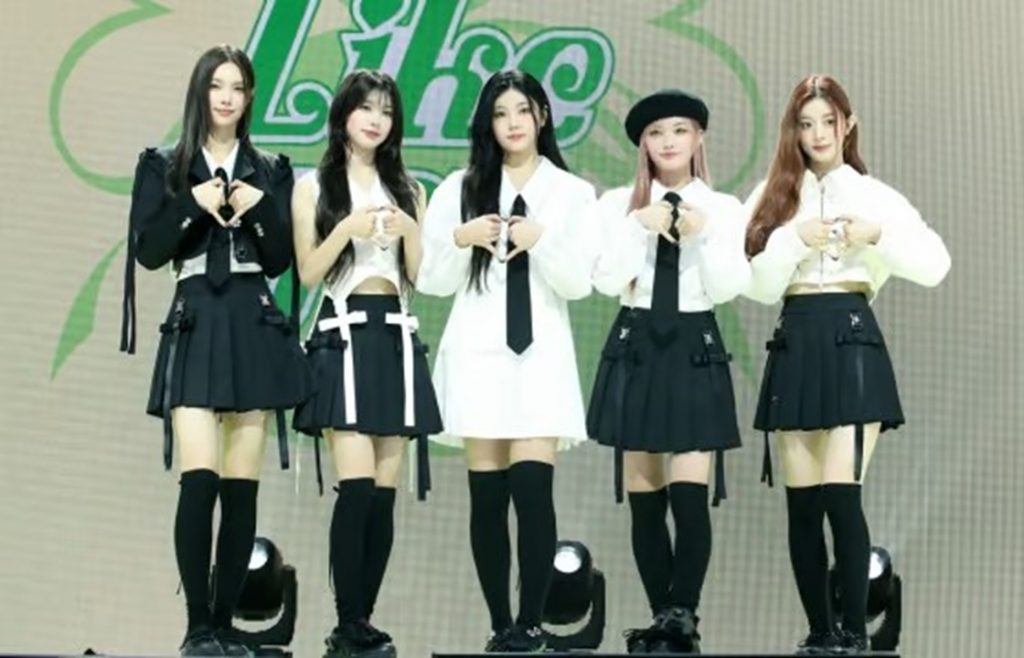 ILLIT illit アイリット ペンライト ショーケース サノク（ILLIT