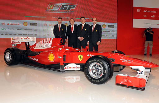 フェラーリ 2010シーズンの新型車「F10」を発表 写真10枚 国際ニュース