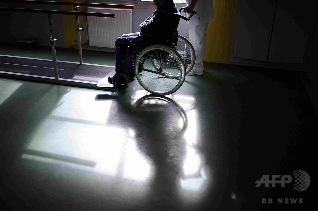 世界のうつ病患者、3億人超 WHO 世界のうつ病患者、3億人超 WHO