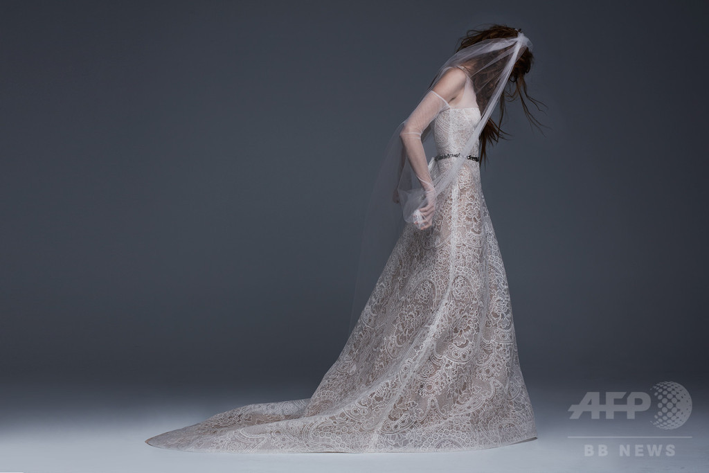 「ヴェラ・ウォン ブライド」ブライダルコレクション