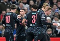 サッカー欧州チャンピオンズリーグ、決勝トーナメント1回戦第1戦、FCコペンハーゲン対マンチェスター・シティ。ケビン・デ・ブルイネ（右）の先制点を喜び合うマンチェスター・シティの選手（2024年2月13日撮影）。(c)Jonathan NACKSTRAND/ AFP