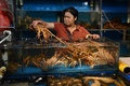 中国・北京の水産物卸売市場（2023年8月24日撮影）。(c)GREG BAKER / AFP