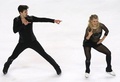 14-15フィギュアスケートグランプリ（GP）シリーズ第5戦、エリック・ボンパール杯（Trophee Eric Bompard 2014）、アイスダンス・フリーダンス（FD）。演技に臨むマディソン・ハベル（Madison Hubbell）/ザカリー・ダナヒュー（Zachary Donohue）組（2014年11月22日撮影）。(c)AFP/ROMAIN PERROCHEAU