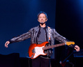 モンキーズのピーター・トークさん。米カリフォルニア州ロサンゼルスにて（2012年11月10日撮影）。(c)Noel Vasquez / GETTY IMAGES NORTH AMERICA / AFP