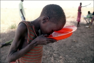 「恵まれない子供たち」