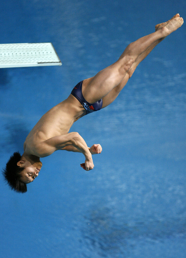 ＜第12回世界水泳選手権＞男子飛び込み、Luo Yutong 1メートル板飛び込みで金メダルを獲得 - オーストラリア