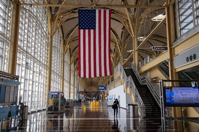 米、2月に景気後退 10年余りの経済成長に幕